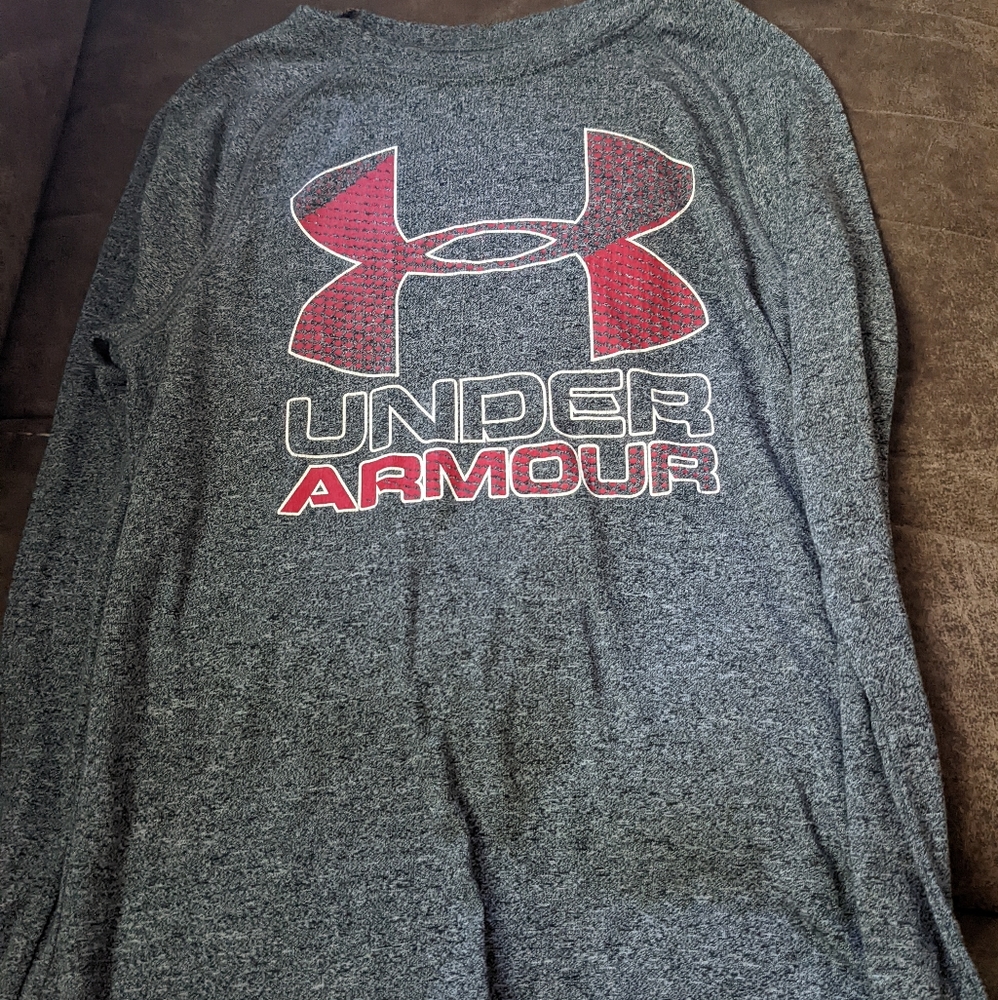 Boys under armour long sleeve shirt